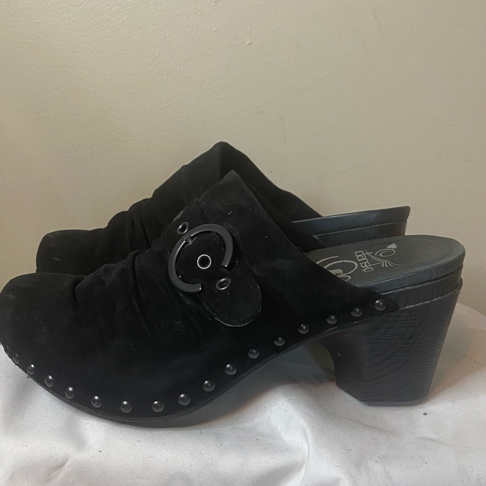 Dansko black suede clogs sz 7.5 - Picture 2 of 9